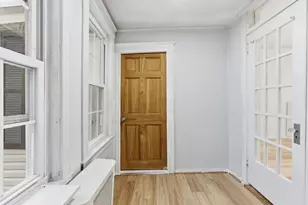 16 Floyd St, Woburn, MA 01801 - Photo 12
