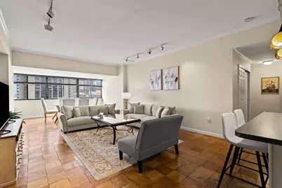 2 Hawthorne #17M, Boston, MA 02114 - Photo 10