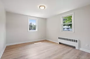 15 Genetti St, Bedford, MA 01730 - Photo 12