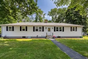 15 Genetti St, Bedford, MA 01730 - Photo 4