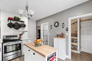 37 Sargents Ct, Lynn, MA 01905 - Photo 8