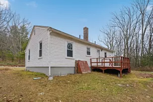 1199 Franklin Rd, Fitchburg, MA 01420 - Photo 32