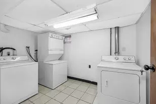 220 Concord St, Lowell, MA 01852 - Photo 28