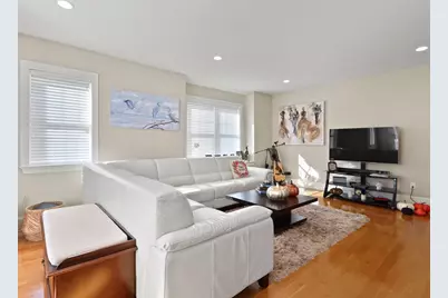 105-107 North St #105, Newton, MA 02460 - Photo 2