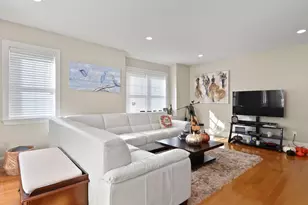 105-107 North St, Newton, MA 02460 - Photo 2