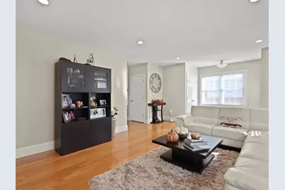 105-107 North St #105, Newton, MA 02460 - Photo 4