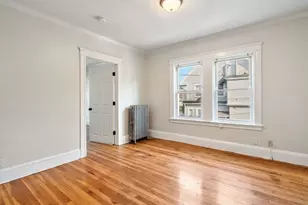 193 Florence St, Boston, MA 02131 - Photo 6