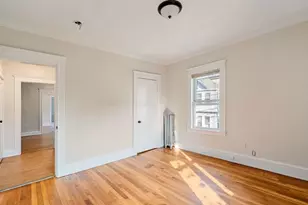 193 Florence St, Boston, MA 02131 - Photo 10
