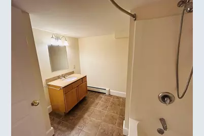 257 Lawrence St, New Bedford, MA 02745 - Photo 36