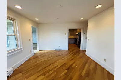 257 Lawrence St, New Bedford, MA 02745 - Photo 12