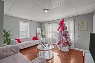 30 Brow St, Fall River, MA 02721 - Photo 2