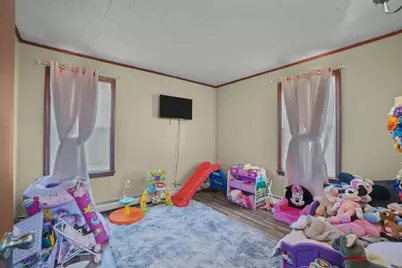 111 Park St, Fall River, MA 02721 - Photo 12