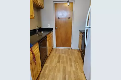 47 Will Dr #107, Canton, MA 02021 - Photo 2