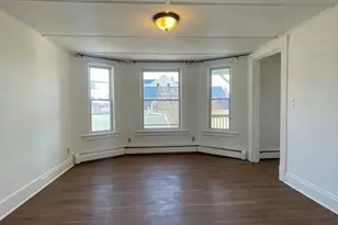304 Cumberland, Lowell, MA 01854 - Photo 4