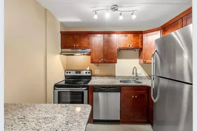 159 Franklin St #D2, Stoneham, MA 02180 - Photo 6