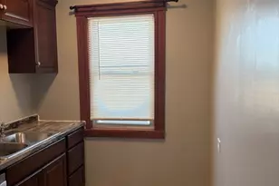 8 Beckman St, Worcester, MA 01607 - Photo 4