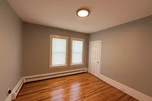 8 Beckman St, Worcester, MA 01607 - Photo 12