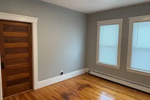 8 Beckman St, Worcester, MA 01607 - Photo 12