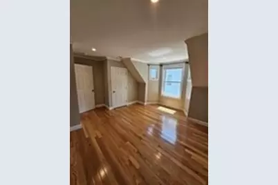 21 Lincoln St #2, Reading, MA 01867 - Photo 8