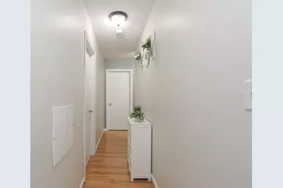 70-72 Manhattan St, Springfield, MA 01109 - Photo 16