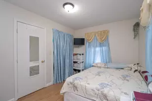 70-72 Manhattan St, Springfield, MA 01109 - Photo 8