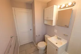 33 Paragon Rd, Boston, MA 02132 - Photo 12