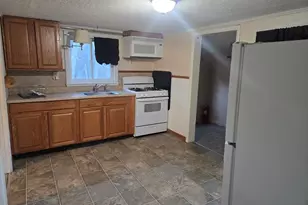 59 Edgehill Rd, Taunton, MA 02780 - Photo 2