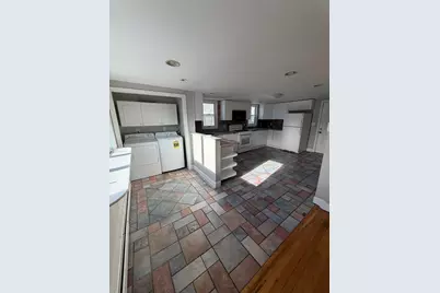18 Grove St #2, Lynn, MA 01905 - Photo 1