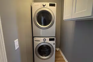 4 Greenwood, Worcester, MA 01607 - Photo 8