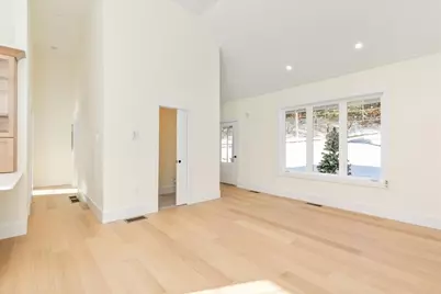 639 E.Broadway #A, Haverhill, MA 01830 - Photo 14