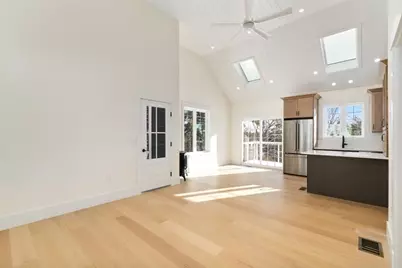 639 E.Broadway #A, Haverhill, MA 01830 - Photo 6