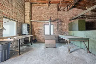 35 Dublin St, Chicopee, MA 01013 - Photo 30