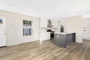 460 Collins St, Attleboro, MA 02703 - Photo 6