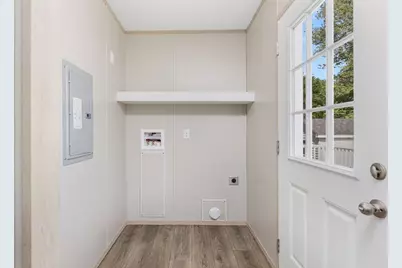 460 Collins Street #44, Attleboro, MA 02703 - Photo 2