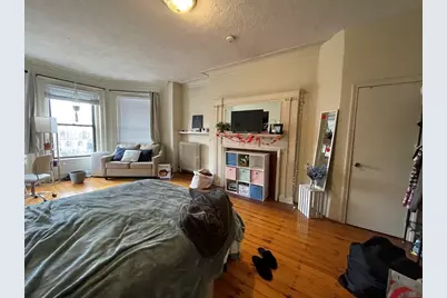 914 Beacon St #2, Boston, MA 02215 - Photo 10