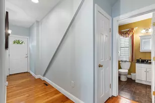46 Yale Ave, Wakefield, MA 01880 - Photo 2