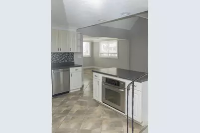 1 Elm Grove Ave, Tyngsborough, MA 01879 - Photo 28