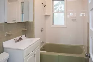 6 Hinckley St, Somerville, MA 02144 - Photo 8