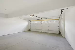 7 Elise Ave, Londonderry, NH 03053 - Photo 32