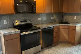 3 Commercial St, Marblehead, MA 01945 - Photo 2