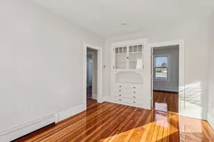 559 Hyde Park Ave, Boston, MA 02131 - Photo 6