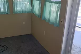 13 Blanchard Ave, Uxbridge, MA 01569 - Photo 18