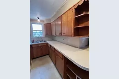 15 Elm Street #1, Leominster, MA 01453 - Photo 4