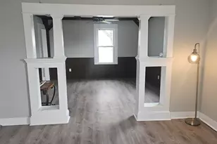 20 Ottawa St, Agawam, MA 01001 - Photo 8