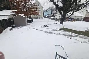 20 Ottawa St, Agawam, MA 01001 - Photo 4