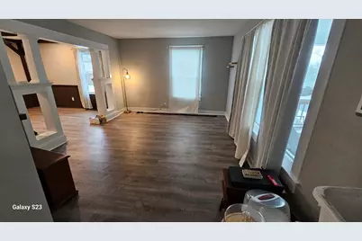 20 Ottawa St, Agawam, MA 01001 - Photo 8