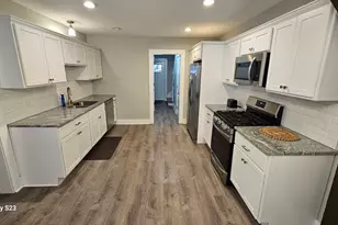 20 Ottawa St, Agawam, MA 01001 - Photo 6