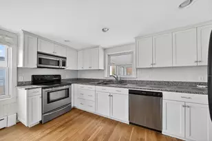 145 Pleasant St, Fairhaven, MA 02719 - Photo 4