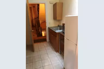 1686 Massachusetts Ave #A, Cambridge, MA 02139 - Photo 4