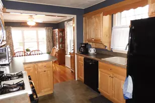 160 1/2 East St, Methuen, MA 01844 - Photo 8
